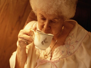 Alzheimer’s Personal Care | Bathing Tips for Seniors